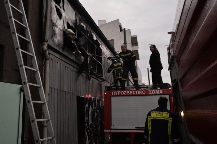 Πυρκαγιά σε κέντρο διασκέδασης στην Πειραιώς τα ξημερώματα [εικόνες] | iefimerida.gr 1