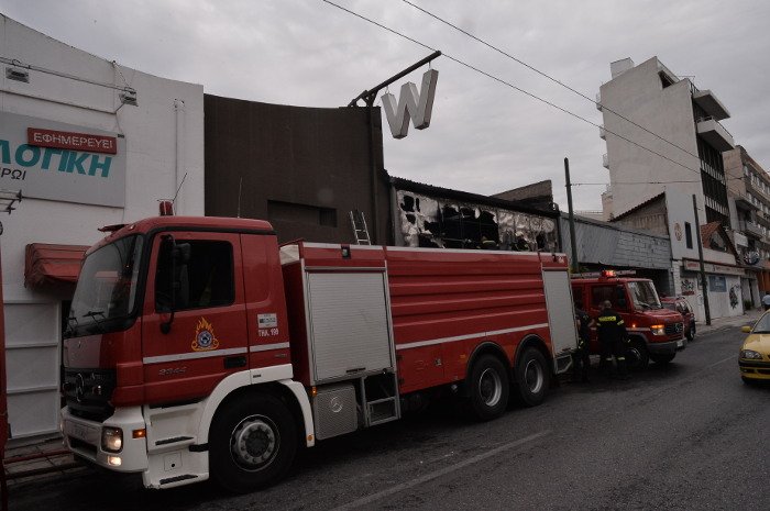 Πυρκαγιά σε κέντρο διασκέδασης στην Πειραιώς τα ξημερώματα [εικόνες] | iefimerida.gr 2