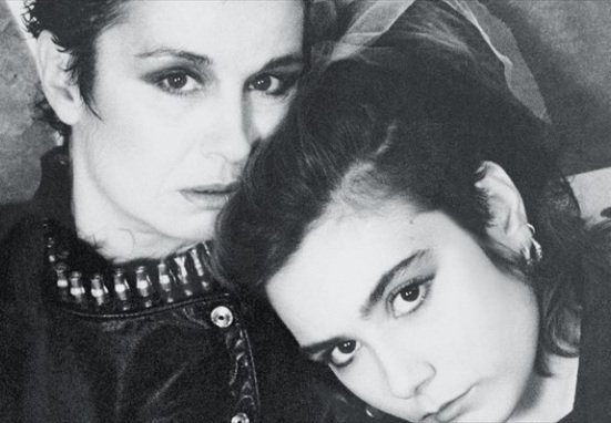 Νεκρή βρέθηκε η κόρη της Κατερίνας Γώγου [εικόνες] | iefimerida.gr 1