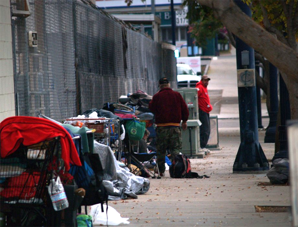 Η Αθήνα ανάμεσα στις πόλεις με τους περισσότερους άστεγους στον κόσμο [εικόνες] | iefimerida.gr 1