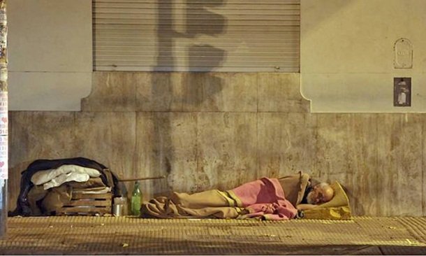 Η Αθήνα ανάμεσα στις πόλεις με τους περισσότερους άστεγους στον κόσμο [εικόνες] | iefimerida.gr 7