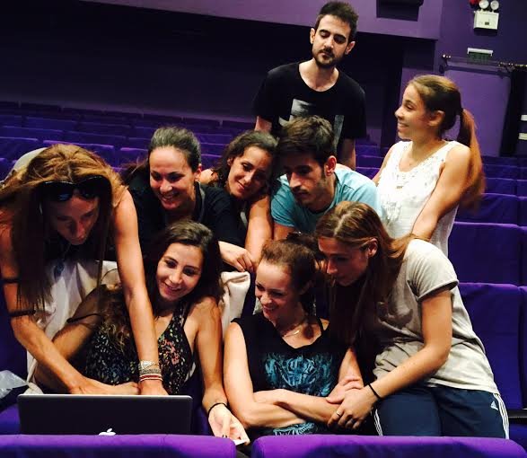 Η Μαρία Ελένη Λυκουρέζου έγινε σκηνοθέτης - Μια παράσταση-έκπληξη [εικόνες+βίντεο] | iefimerida.gr 0