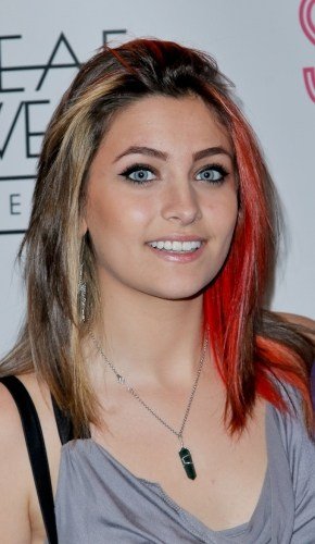 Αυτή η καλλονή είναι η κόρη του Μάικλ Τζάκσον [εικόνες] | iefimerida.gr 5