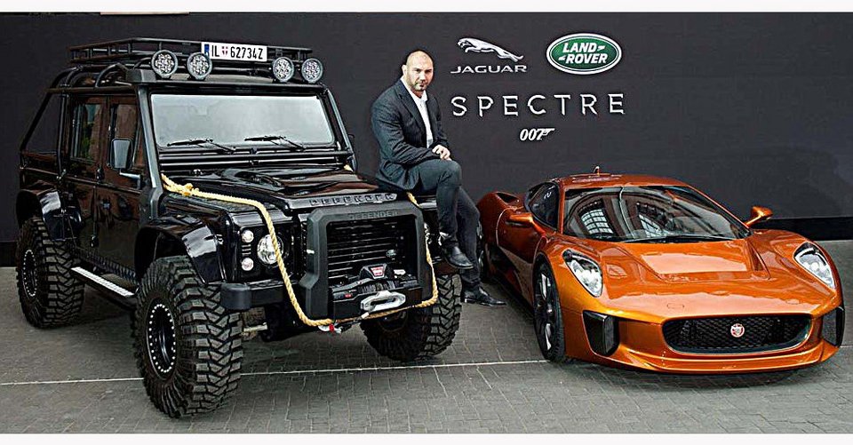 Δείτε την εντυπωσιακή Jaguar και τα καινούργια Land Rover της νέας ταινίας του James Bond Spectre | iefimerida.gr 0