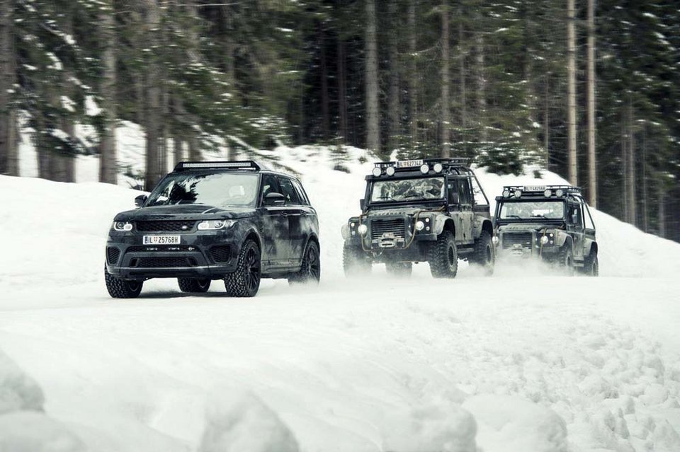 Δείτε την εντυπωσιακή Jaguar και τα καινούργια Land Rover της νέας ταινίας του James Bond Spectre | iefimerida.gr 4