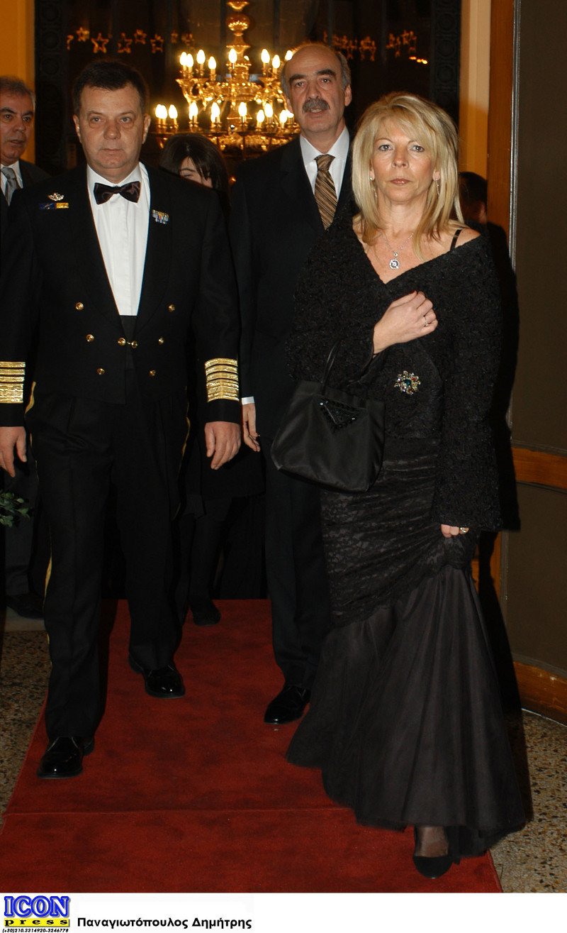 Ιωάννα Κολοκοτά: Η κομψή σύζυγος του Μεϊμαράκη - Η μητέρα της είναι γνωστή, αγαπητή ηθοποιός [εικόνες & βίντεο] | iefimerida.gr 1