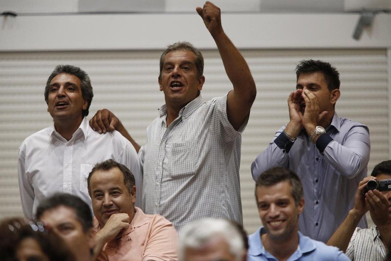 Το ακροατήριο του Βασίλη Λεβέντη: Ενα αλλιώτικο φωτορεπορτάζ [εικόνες] | iefimerida.gr 6