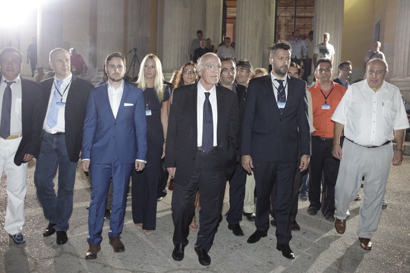 Μάριος Γεωργιάδης: Ο «νόστιμος» νέος, γιος της συζύγου του Λεβέντη, που εξελέγη βουλευτής [εικόνες] | iefimerida.gr 22