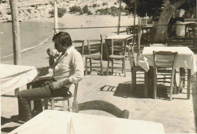 Οταν η χωροφυλακή της χούντας το '68 πίστευε ότι οι χίπις στα Μάταλα ετοιμάζουν το τρίτο φύλο [εικόνες & βίντεο] | iefimerida.gr 8