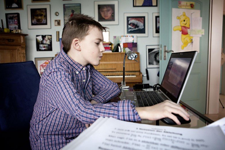 12 ετών και μπήκε στο Πανεπιστήμιο -Ανώτερη ιδιοφυία στα μαθηματικά [εικόνες] | iefimerida.gr 1