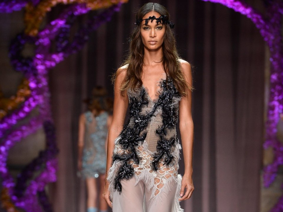 Τα πιο ακριβοπληρωμένα μοντέλα στον κόσμο: Εκατομμύρια δολάρια για τις θεές της πασαρέλας [λίστα & εικόνες] | iefimerida.gr 12