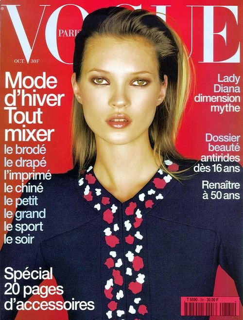 Κέιτ Μος: Πώς το τσιγάρο, τα ξενύχτια και ο ήλιος «έσπασαν» το πρόσωπό της - Καρέ καρέ οι αλλαγές [εικόνες] | iefimerida.gr 9