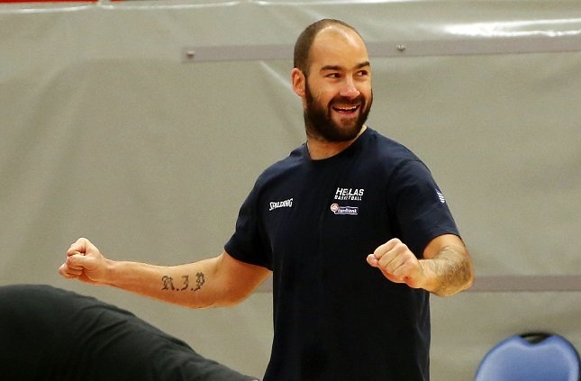 Ο Σπανούλης τώρα και ποδοσφαιριστής - Ξεχωριστό στιλ από τον Ελληνα σταρ [εικόνες] | iefimerida.gr 3