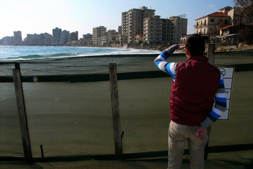 Βαρώσια, 41 χρόνια μετά την τουρκική εισβολή: Το θέρετρο-φάντασμα στην Αμμόχωστο της Κύπρου μπορεί να αποκτήσει και πάλι ζωή [εικόνες] | iefimerida.gr 4