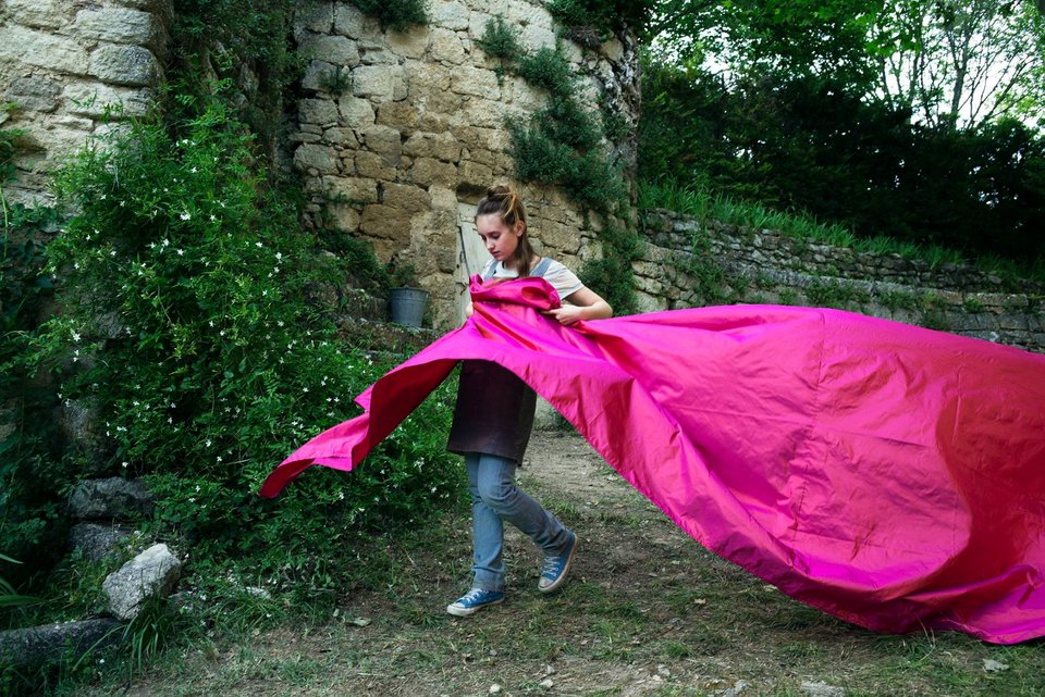 Η Γαλλίδα που φτιάχνει ταινίες σκέτα... παραμύθια για γυναίκες [εικόνες & βίντεο] | iefimerida.gr 0