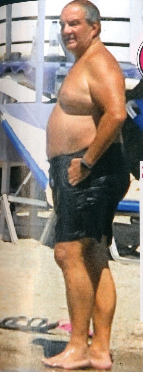 Κώστας και Νατάσα Καραμανλή, όπως δεν τους έχουμε ξαναδεί στην παραλία [εικόνες] | iefimerida.gr 0