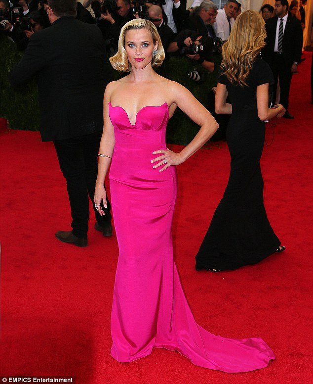 Ρις Γουίδερσπουν: H πιο κομψή γυναίκα για το 2015 [εικόνες]  | iefimerida.gr 8