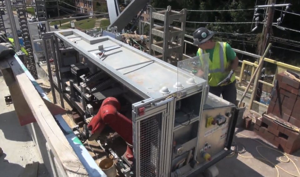 Το ρομπότ-οικοδόμος που δουλεύει τρεις φορές πιο γρήγορα από τον χτίστη [εικόνες]  | iefimerida.gr 4