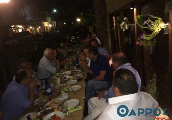 Το ξενύχτι του Σαμαρά σε ταβέρνα στην Κυπαρισσία: Η χαλαρή κουβέντα με φίλους έως τις 2 τα ξημερώματα [εικόνες] | iefimerida.gr 1