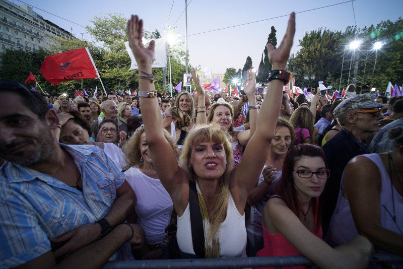 Τσίπρας από το Σύνταγμα: Οχι μόνο θα κερδίσουμε αλλά θα κάνουμε και ισχυρή κυβέρνηση [εικόνες] | iefimerida.gr 7