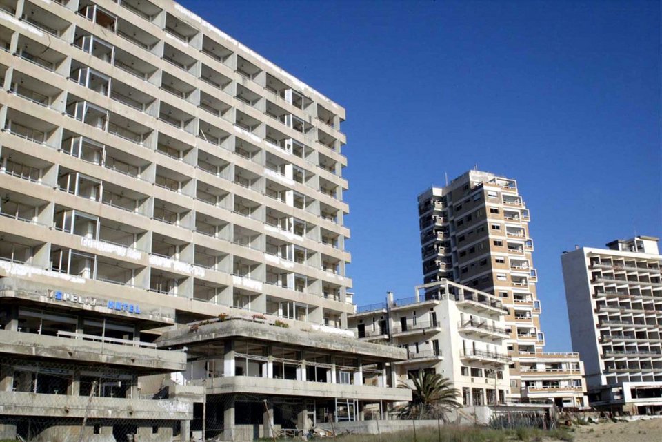 Βαρώσια, 41 χρόνια μετά την τουρκική εισβολή: Το θέρετρο-φάντασμα στην Αμμόχωστο της Κύπρου μπορεί να αποκτήσει και πάλι ζωή [εικόνες] | iefimerida.gr 8