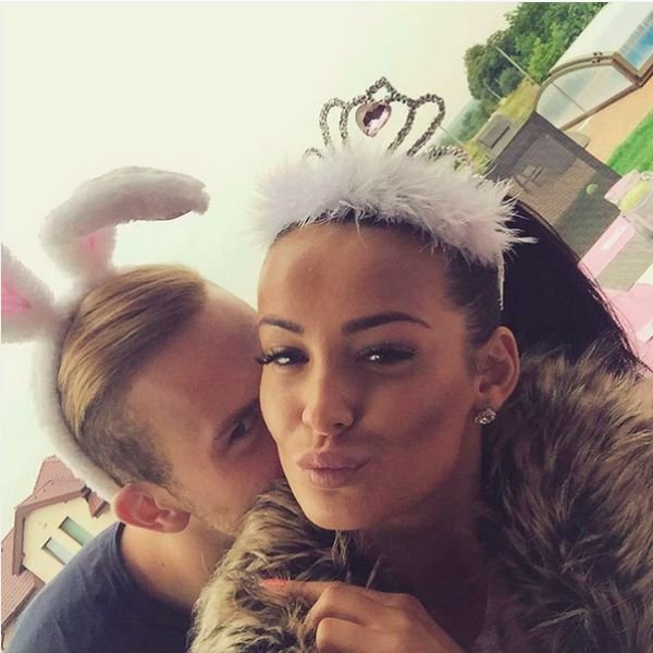 «Σατανική» καλλονή – Εκανε σεξ με διάσημο αθλητή και τον εκβίαζε με καυτή selfie [εικόνες]  | iefimerida.gr 4