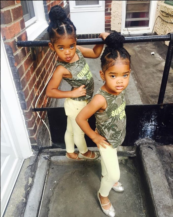 Οι δίδυμες που «ξεσηκώνουν» τη μόδα - Μοντέλα ετών τεσσάρων [εικόνες & βίντεο] | iefimerida.gr 0