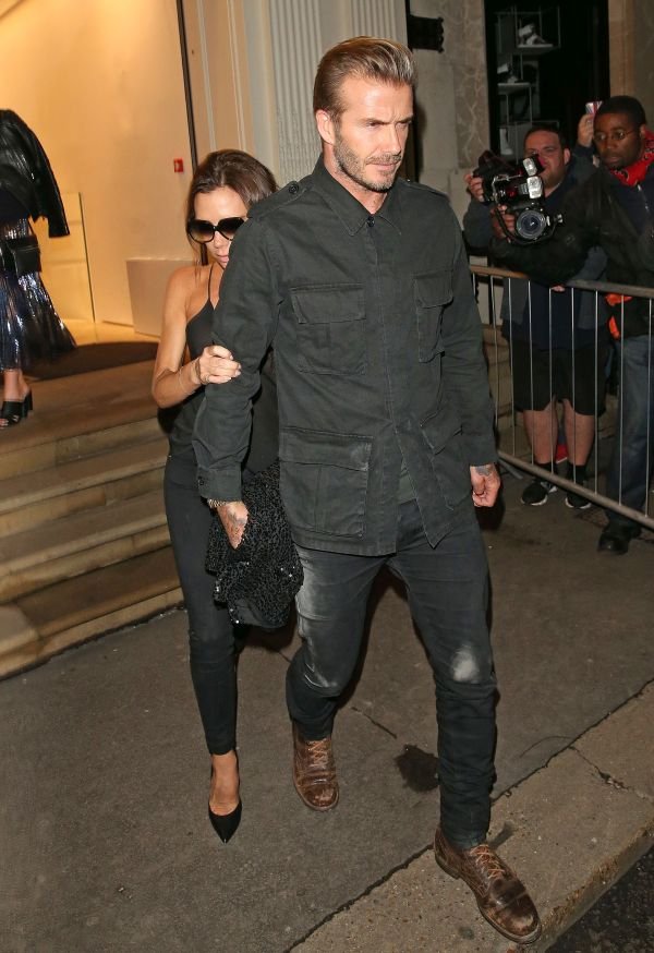 Μια άλλη, μεθυσμένη, Βικτόρια Μπέκαμ: Κατουρήθηκε πάνω της, σκόνταψε... [εικόνες] | iefimerida.gr 1