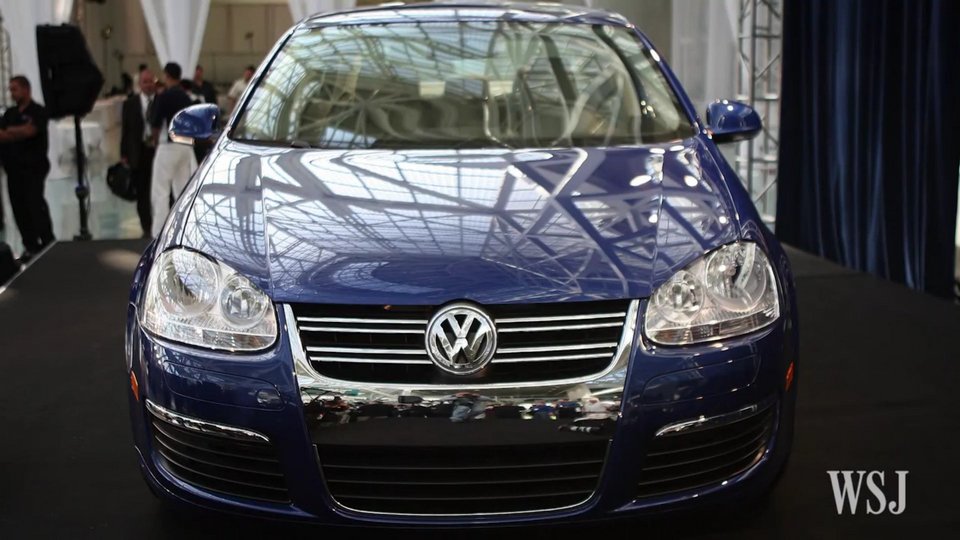 Στα τάρταρα η μετοχή της Volkswagen λόγω του σκανδάλου - Εξαϋλώθηκαν 25 δισ. σε δύο ημέρες | iefimerida.gr 2