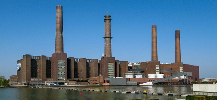 Βόλφσμπουργκ: Η πόλη που χτίστηκε και ζει χάρη στη Volkswagen - Το σήμα VW υπάρχει παντού, οι κάτοικοι αναπνέουν από και για  το εργοστάσιο [εικόνες] | iefimerida.gr 6