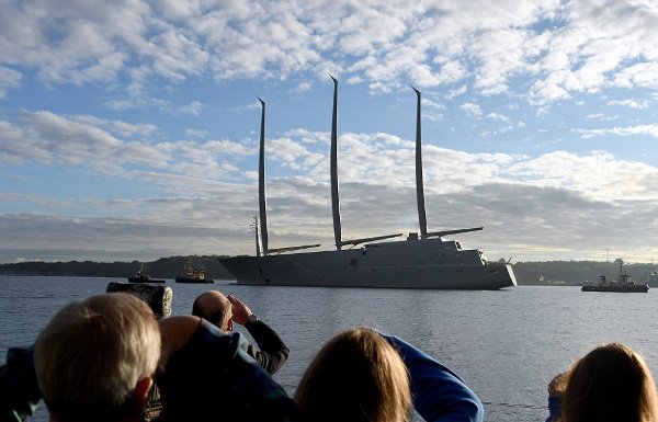 Το απίστευτο μεγαλύτερο ιστιοπλοϊκό στον κόσμο -Με 8 καταστρώματα και υποβρύχιο δωμάτιο παρατήρησης [εικόνες] | iefimerida.gr 3