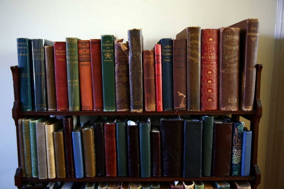 Σημερινό ζευγάρι νέων γύρισε πίσω στο 1800 -Ζουν ακριβώς όπως τότε [εικόνες] | iefimerida.gr 9