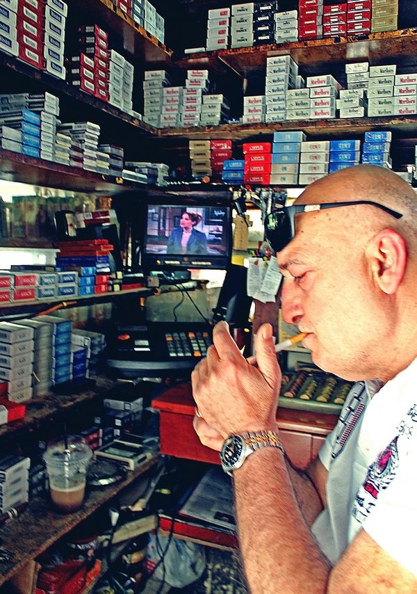 Ο «Σουηδός» είναι ο παλαιότερος περιπτεράς στη Θεσσαλονίκη –33 χρόνια δεν το έχει κλείσει ούτε για μια μέρα! [εικόνες] | iefimerida.gr 0