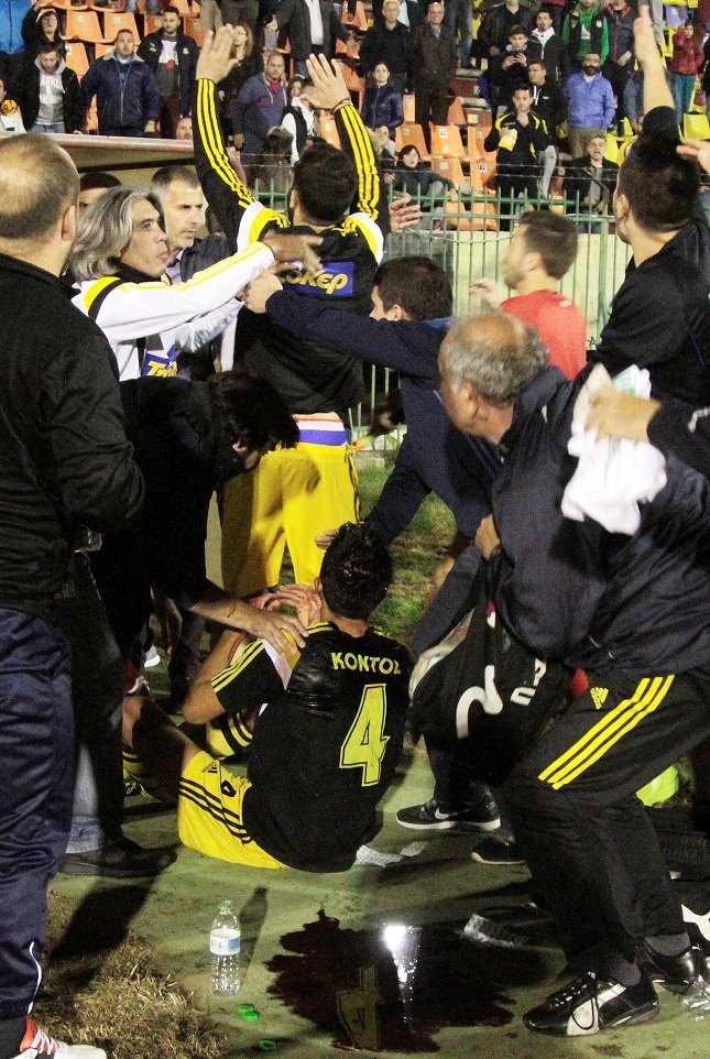 Παραλίγο... τραγωδία στην Καρδίτσα με ποδοσφαιριστή [εικόνες] | iefimerida.gr 6