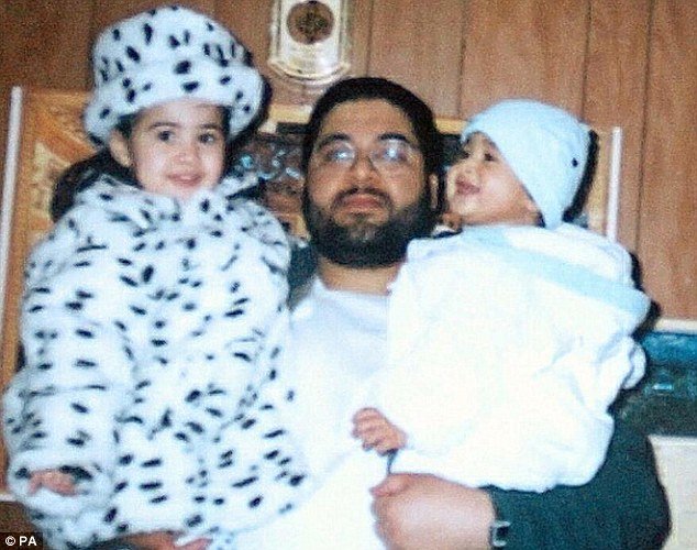 Σε απεργία πείνας ο τελευταίος Βρετανός κρατούμενος του Γκουαντανάμο [εικόνες] | iefimerida.gr 1