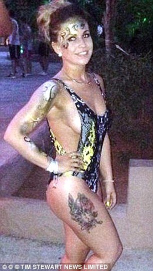 Στην πασαρέλα η χορεύτρια που έχασε το πόδι της στο ατύχημα του Λούνα Παρκ Alton Towers [εικόνες] | iefimerida.gr 6