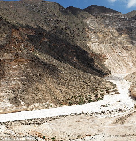 Η εκπληκτική όαση του Ομάν -Εμφανίζεται εν μια νυκτί και μετά... εξαφανίζεται! [εικόνες] | iefimerida.gr 8
