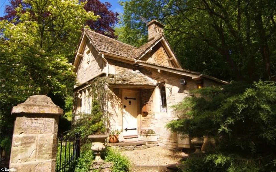 Ενα παλάτι για τη Βικτόρια -Το νέο σπίτι των Μπέκαμ στην εξοχή είναι όνειρο [εικόνες] | iefimerida.gr 14