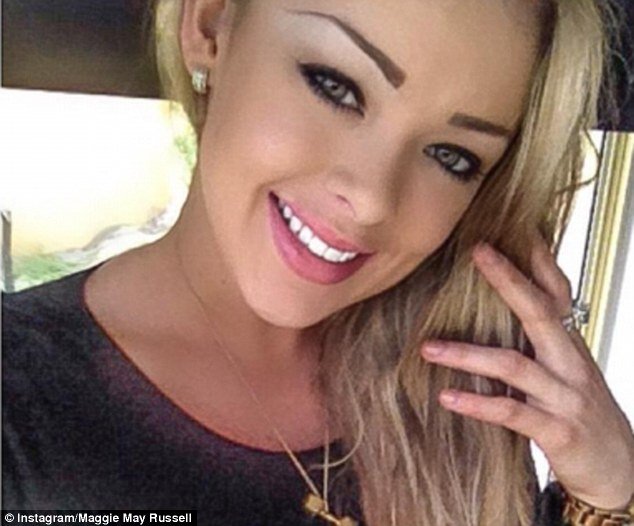 Η προετοιμασία γυναίκας μποντιμπίλντερ για τα καλλιστεία - Γυμναστική και αφαγία [εικόνες] | iefimerida.gr 5