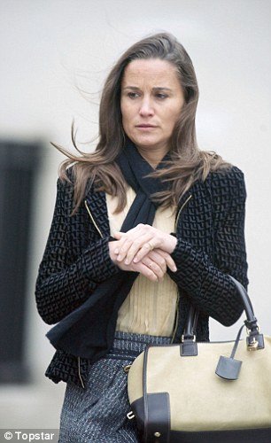 Χωρίς μακιγιάζ και «τσακισμένη» από το χωρισμό της η Πίπα Μίντλετον [εικόνες] | iefimerida.gr 2