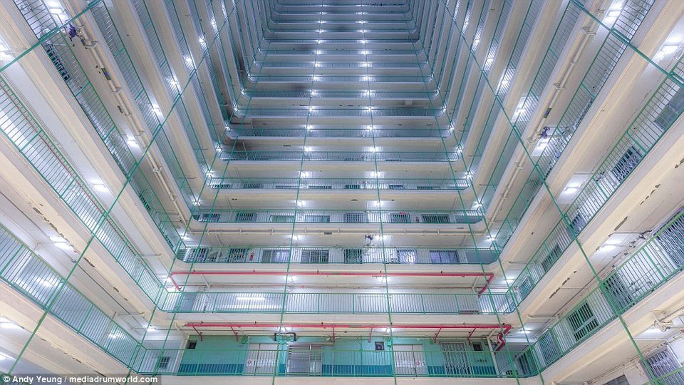 Οι ουρανοξύστες της Κίνας... ανάποδα! -Μοναδική φωτογράφιση, διαφορετική οπτική [εικόνες] | iefimerida.gr 1