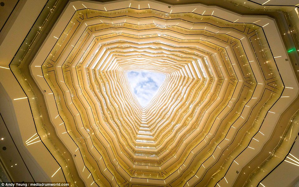 Οι ουρανοξύστες της Κίνας... ανάποδα! -Μοναδική φωτογράφιση, διαφορετική οπτική [εικόνες] | iefimerida.gr 10