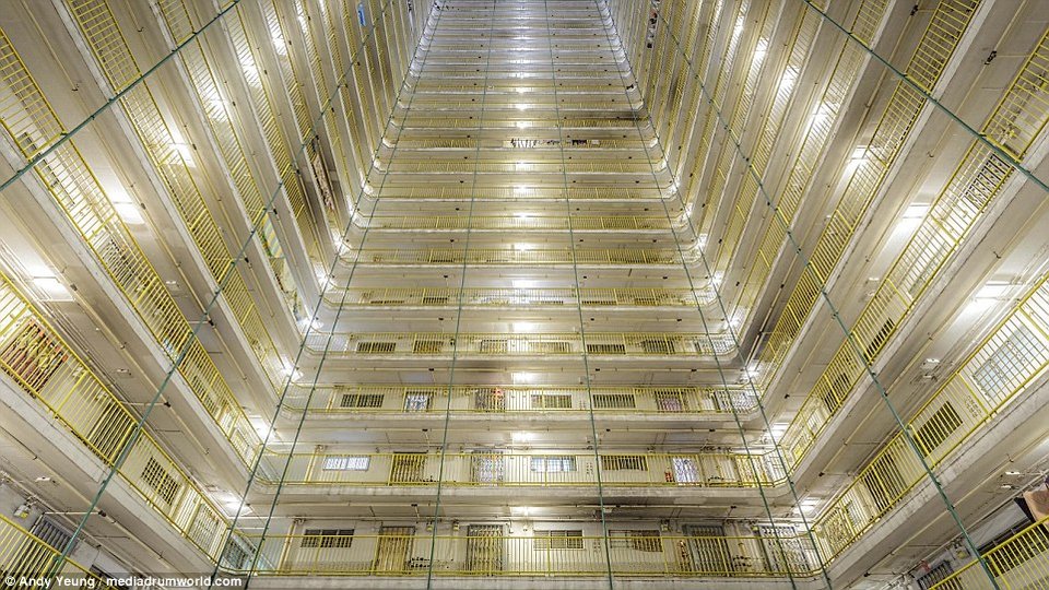 Οι ουρανοξύστες της Κίνας... ανάποδα! -Μοναδική φωτογράφιση, διαφορετική οπτική [εικόνες] | iefimerida.gr 9