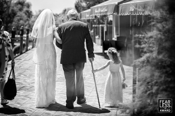 Οι 25 καλύτερες φωτογραφίες γάμου του καλοκαιριού - Ιδιαίτερα καρέ που ξεχειλίζουν συναίσθημα [εικόνες] | iefimerida.gr 0