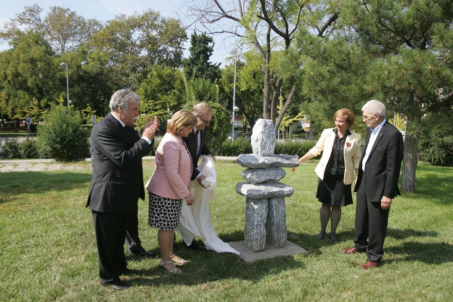 Ένα «Ινοκσούκ» στην αυλή του Αρχαιολογικού Μουσείου Θεσσαλονίκης [εικόνες] | iefimerida.gr 1