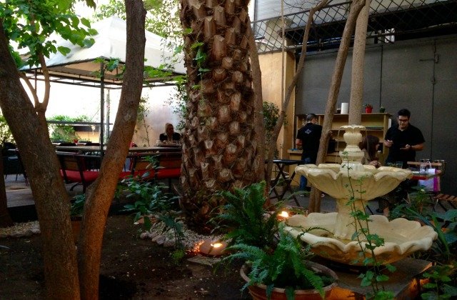 Ενα καφέ στο σπίτι του Οθωνα και της Αμαλίας -Μυστικό στην καρδιά της πόλης [εικόνες] | iefimerida.gr 3