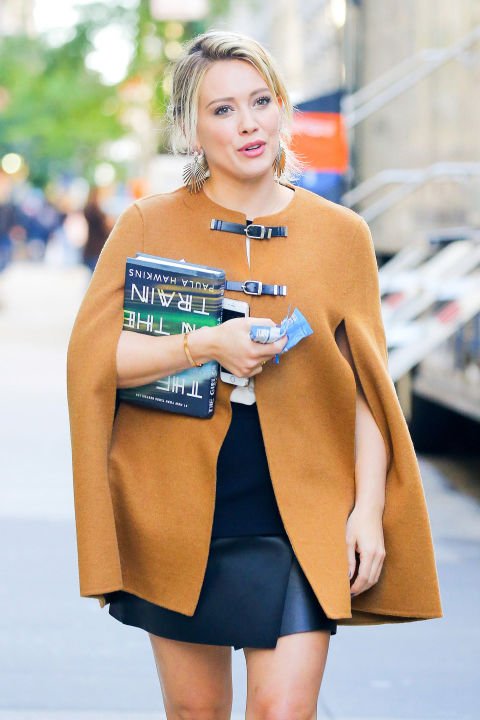 Πανωφόρια για κάθε γούστο -Αυτά θα φορεθούν φέτος το χειμώνα [εικόνες] | iefimerida.gr 8