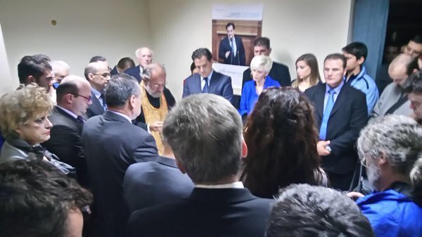 Χαμός στα εγκαίνια του εκλογικού κέντρου του Αδωνι στη Θεσσαλονίκη [εικόνες] | iefimerida.gr 7