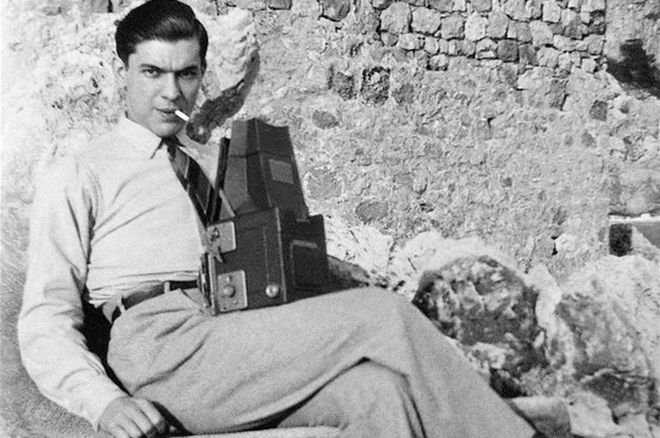 Ο ερωτικός φωτογράφος Ανδρέας Εμπειρίκος | iefimerida.gr 0