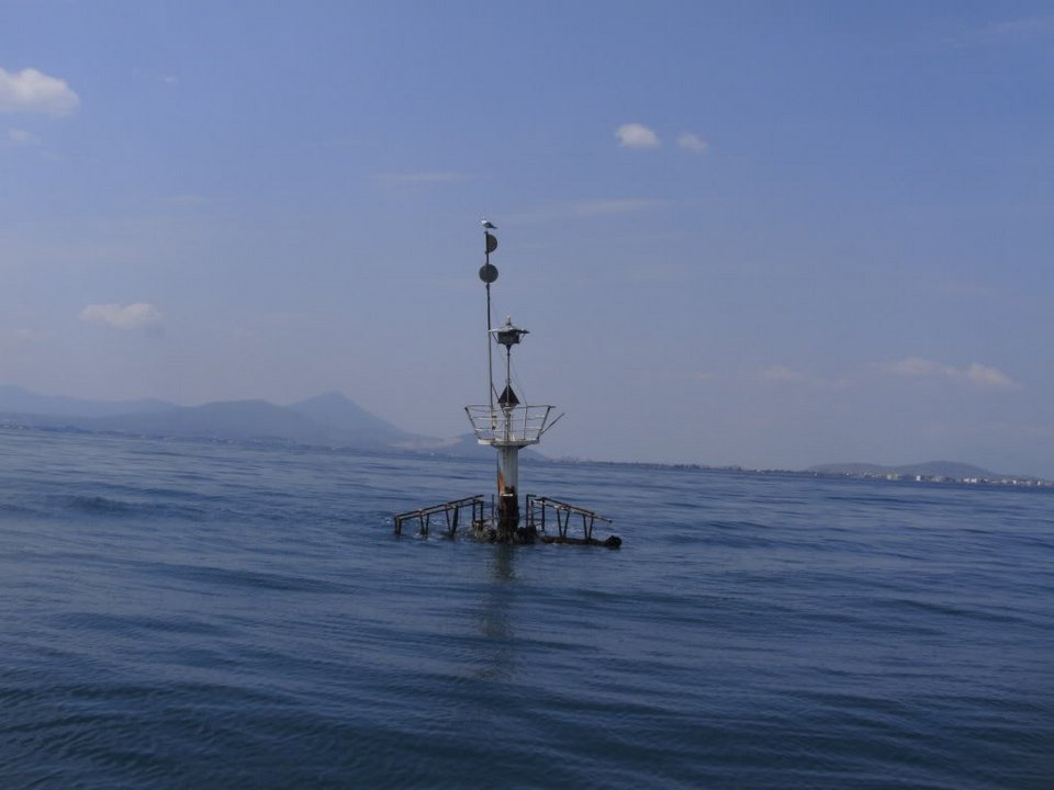 Το ναυάγιο του Eurobulker X -Το φορτηγό πλοίο που κόπηκε στα δύο έξω από τη Χαλκίδα [εικόνες]  | iefimerida.gr 3